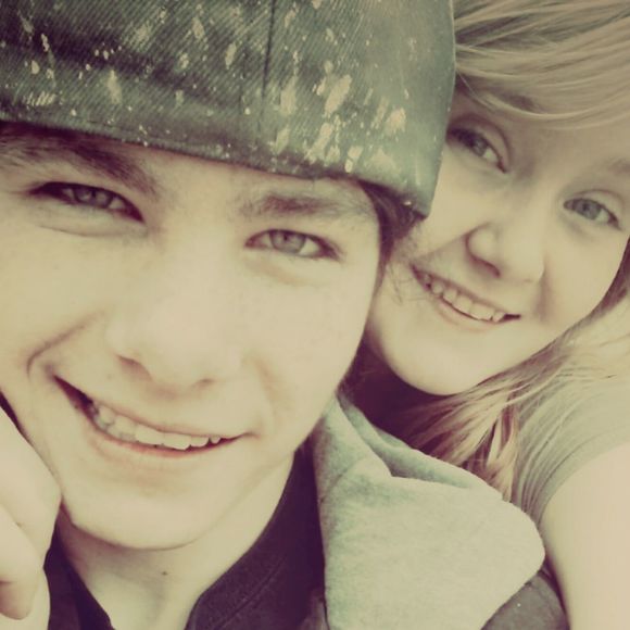 Meet your Posher, Ashley - Picture 1 of 1